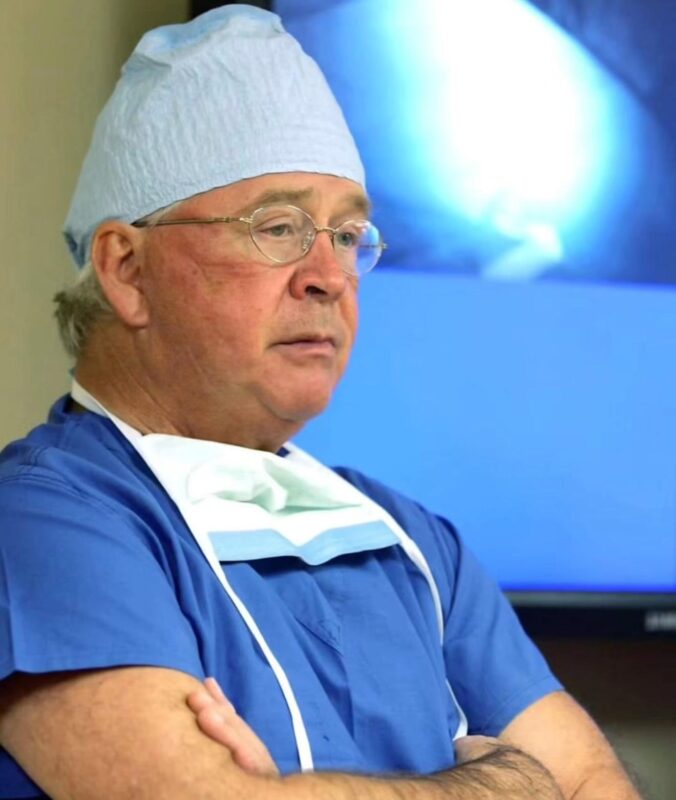 James Andrews alerta por aumento de cirugías Tommy John en el béisbol juvenil