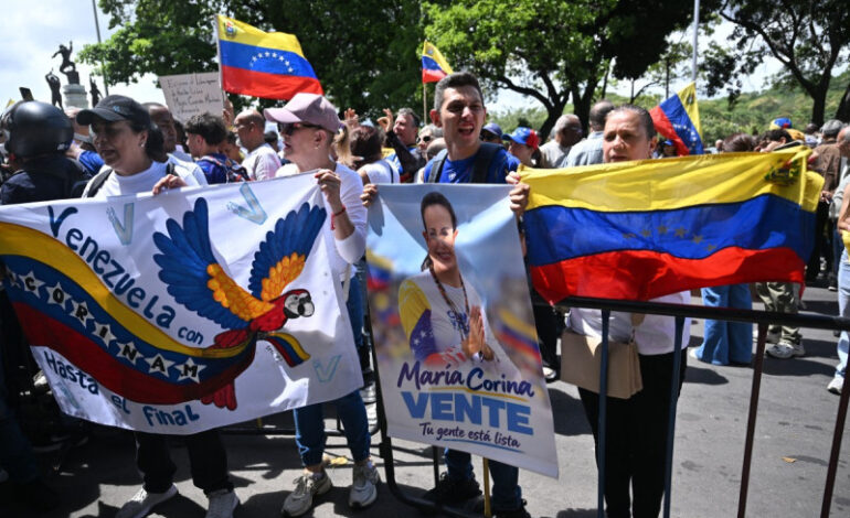 Detienen y liberan a activista de Machado durante caravana en Venezuela