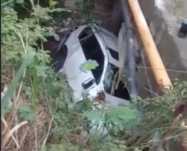 Gobernadora de Dajabón sobrevive a aparatoso accidente