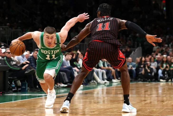 NBA: Cavaliers ganan en prórroga y Celtics aplastan a Chicago