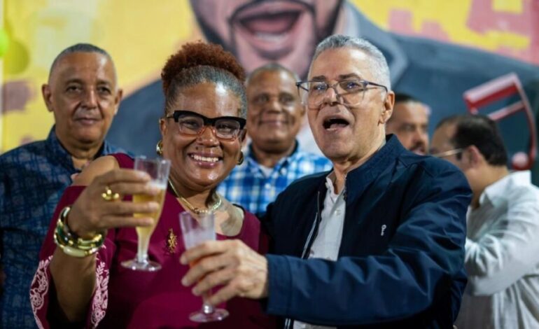 “Todos estamos de cumpleaños”: Manuel Jiménez celebra los 25 años de SDE