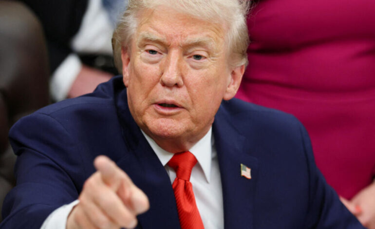 Trump vincula disturbios en Francia con la inmigración