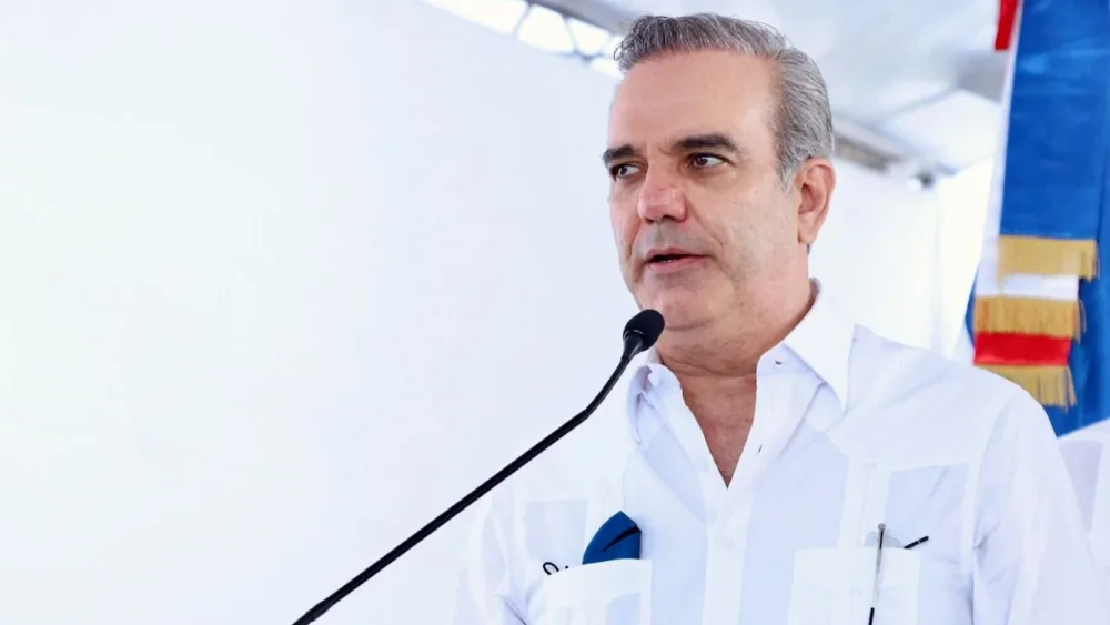 Abinader anuncia parque central en Santo Domingo Oeste