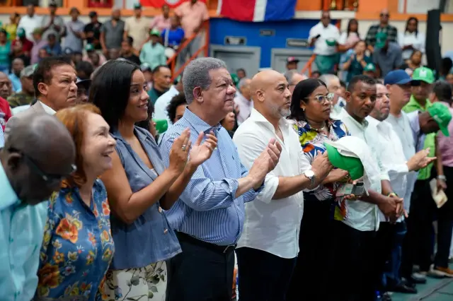 Leonel arremete contra el PRM por inseguridad y precios