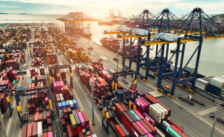 ONEC advierte pérdida de dinamismo en el comercio tradicional pese a crecimiento de 2.4 %