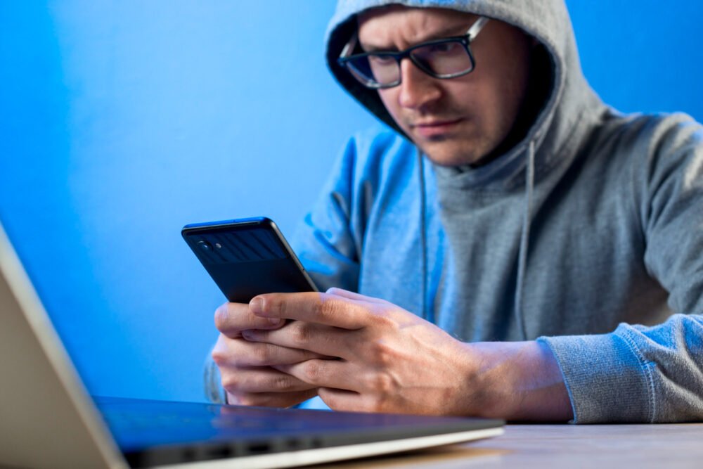 ESET alerta sobre los riesgos de que ciberdelincuentes obtengan tu número de teléfono