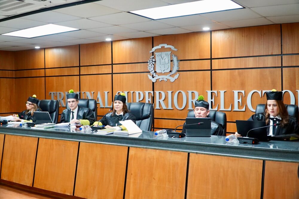 TSE reserva fallo sobre recursos contra resoluciones de la JCE y otros procesos electorales