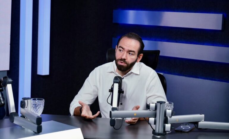 Experto advierte sobre riesgos de depender demasiado de la inteligencia artificial