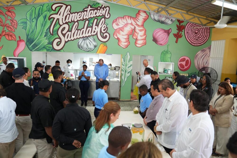 Salud y FAO impulsan alimentación saludable en escuelas de Monte Plata