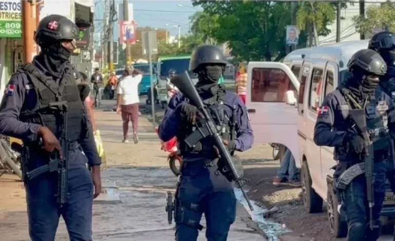 Huelga en San Francisco de Macorís supera el 80 % bajo fuerte militarización