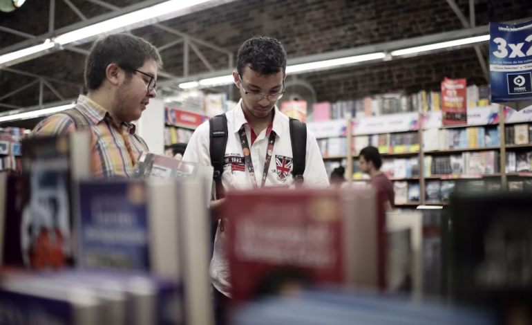 Costa Rica: multinacionales recortan miles de empleos