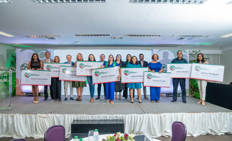 Industrias San Miguel impulsa a emprendedores y capacita a más de 750 colmaderos en RD
