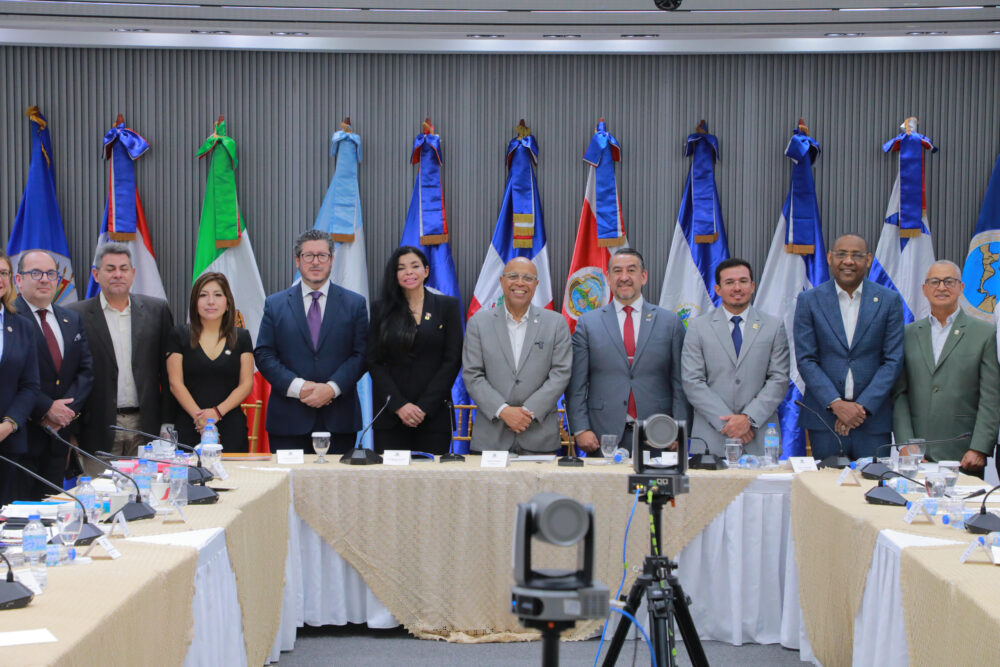 Cámara de Diputados reúne a legisladores de la región para combatir las drogas sintéticas