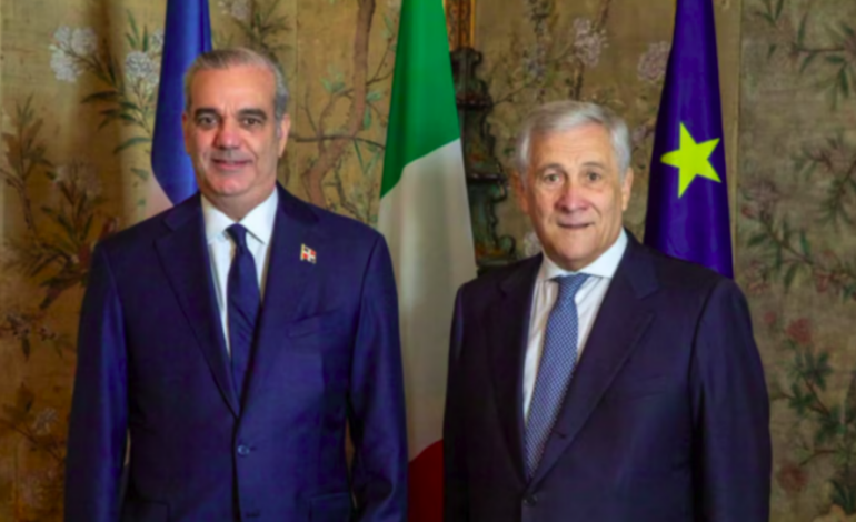 Abinader y Tajani acuerdan impulsar inversiones y cooperación contra el narcotráfico