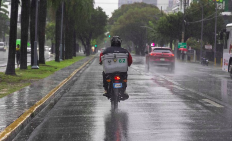 Indomet mantiene 14 provincias bajo aviso y alerta por lluvias hasta el martes