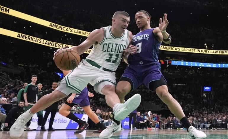 Pritchard lidera triunfo de Boston; Dallas, Miami y Minnesota también brillan en la NBA Cup