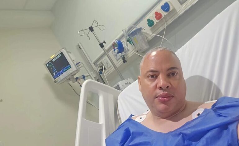 Héctor Gómez agradece a Dios tras sufrir un desmayo mientras conducía por la autopista Duarte