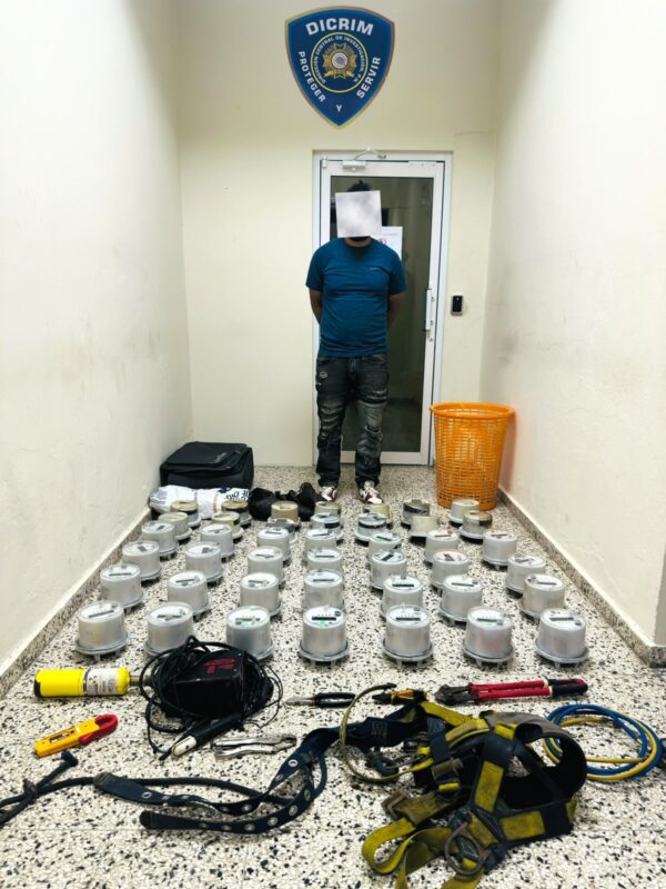 Ocupan 42 medidores eléctricos durante allanamiento en La Vega