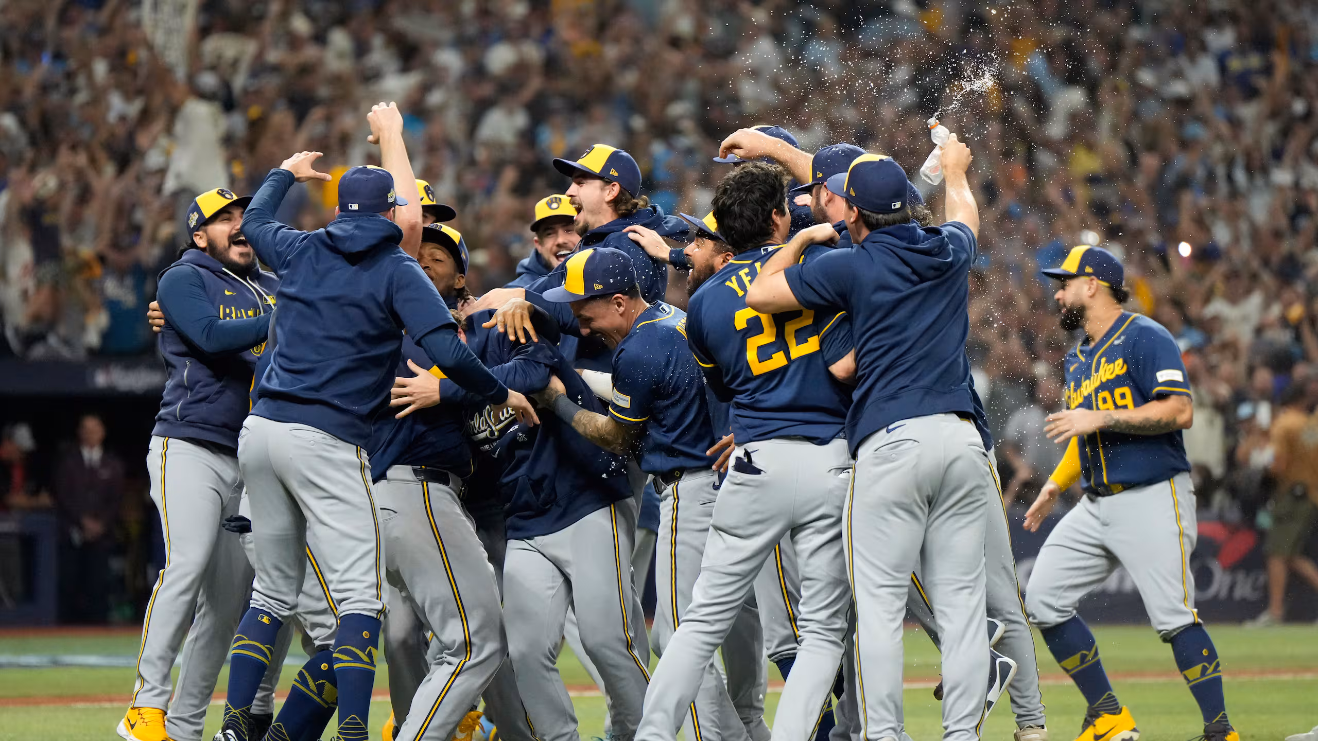 ¡Histórico! Brewers conquistan su primera Serie Mundial tras vencer a los Rays