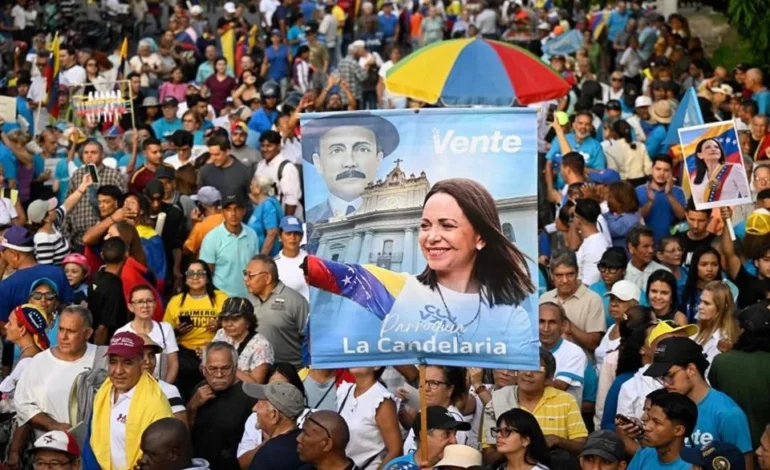 Miles exigen elecciones en Venezuela y reclaman el regreso de Machado