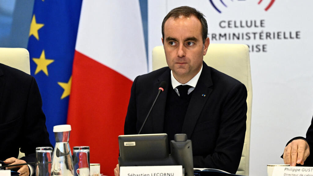 Francia anuncia nuevos toques de queda ante ola de disturbios