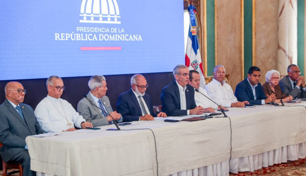 Gobierno invierte RD$2,232 millones en obras deportivas