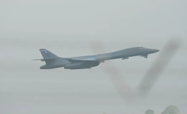 EE. UU. retira bombarderos tras alerta terrorista