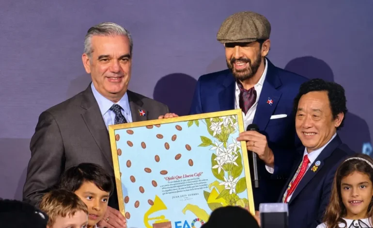 «Ojalá que llueva café»: la FAO galardona a Juan Luis Guerra