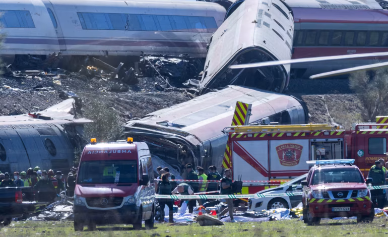 Tragedia ferroviaria en España: suben a 68 los muertos y hay 77 heridos